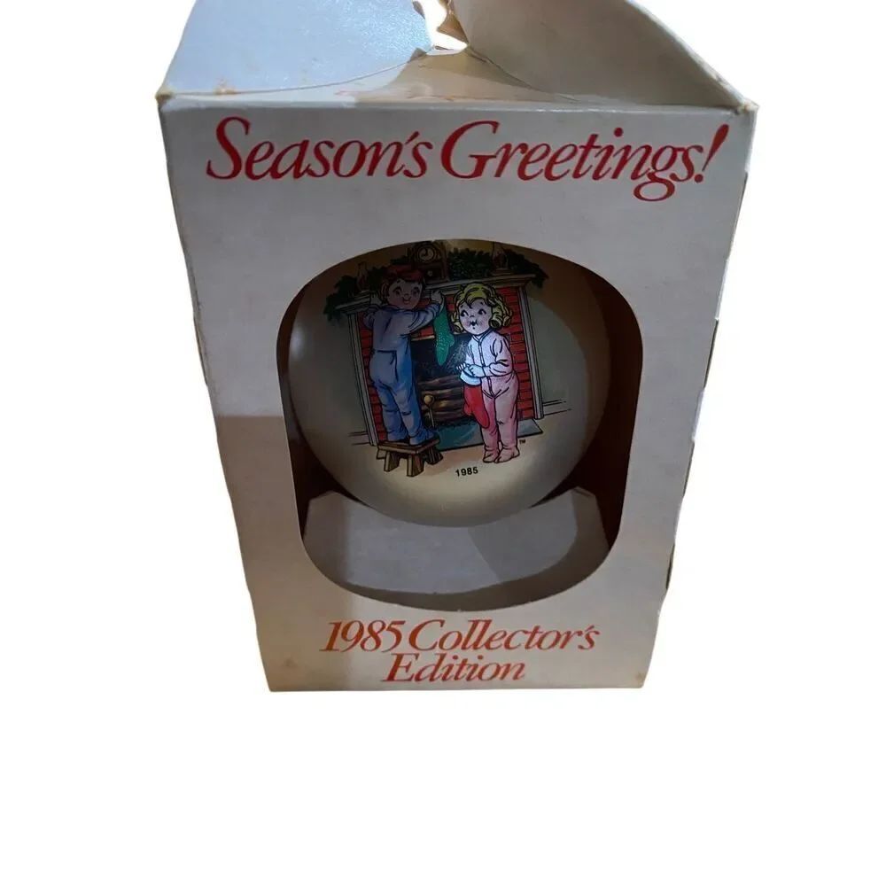Vintage Campbell soup kids 1985 Glass ball ornament in box